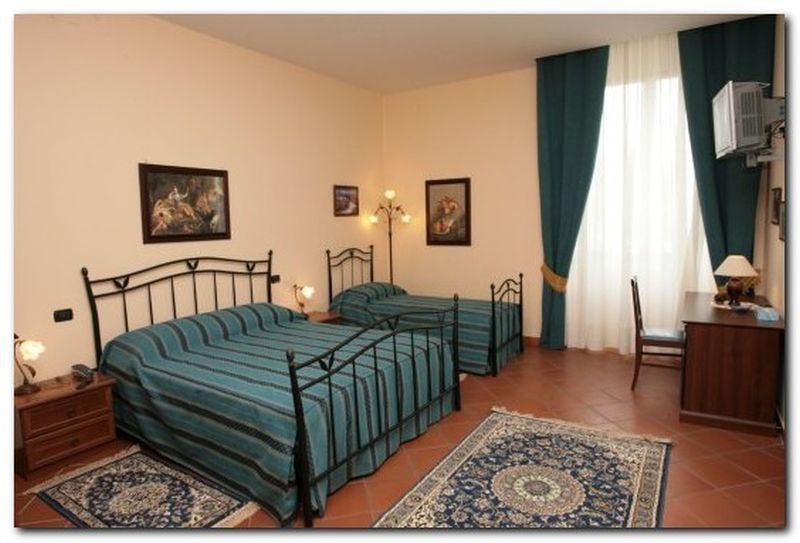 Grand Hotel Capodimonte Naples Luaran gambar