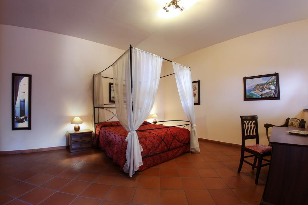 Grand Hotel Capodimonte Naples Luaran gambar