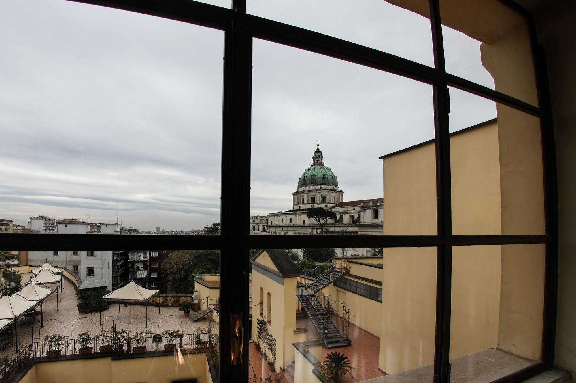 Grand Hotel Capodimonte Naples Luaran gambar